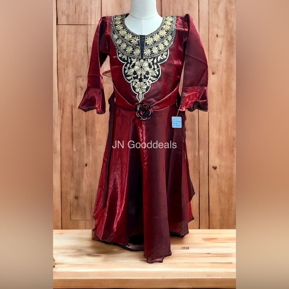 designer frock for girls ( 9-10 years)